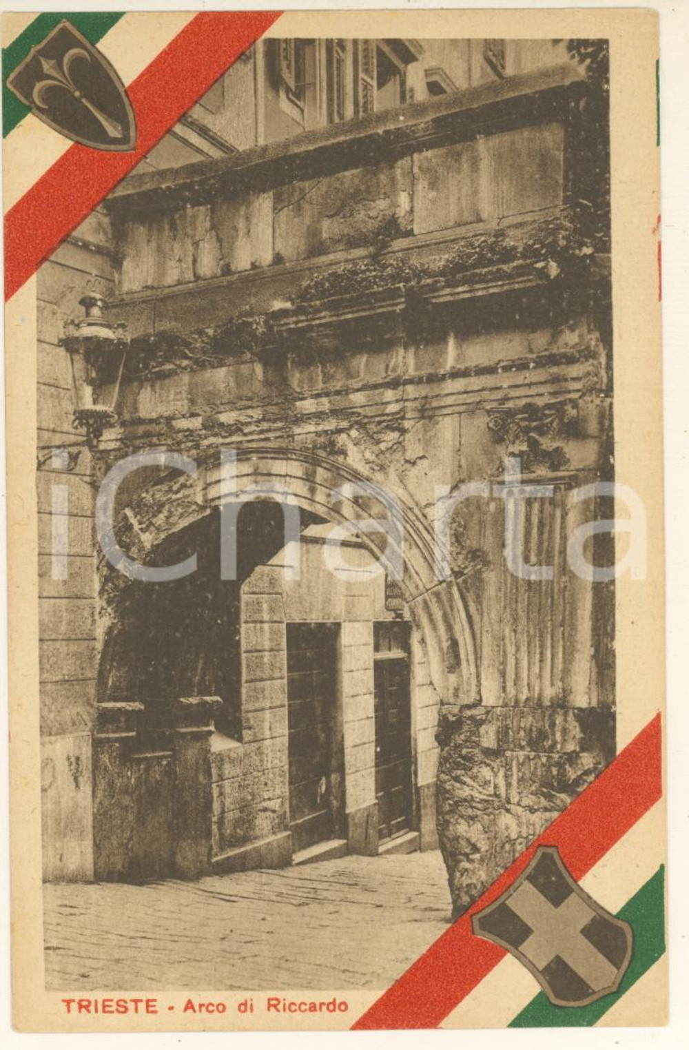Cartolina originale da collezione 1920 ca TRIESTE ITALIANA  Arco di Riccardo Cartolina postale LA FIDUCIARIA 1