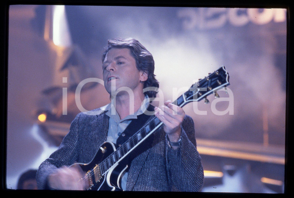 35mm vintage slide* 1982 RAI 1 DISCORING Robert PALMER Ritratto del cantante 5