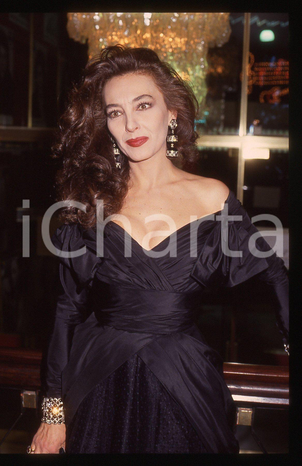 35mm vintage slide* 1990ca ITALIA COSTUME Maria Rosaria OMAGGIO Ritratto (8)