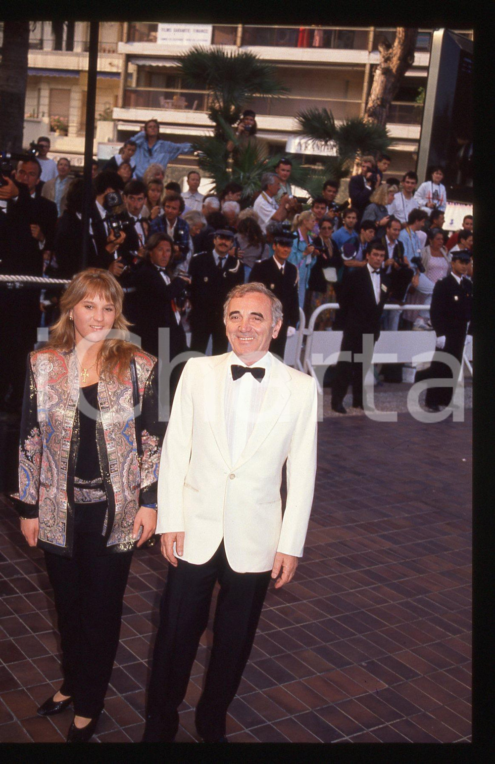 35mm vintage slide* 1990 CANNES Charles e Katia AZNAVOUR Festival del Cinema (1)