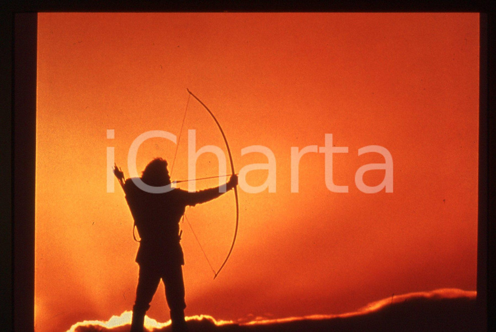 35mm vintage slide* 1991 ROBIN HOOD Kevin COSTNER in una scena del film (7)