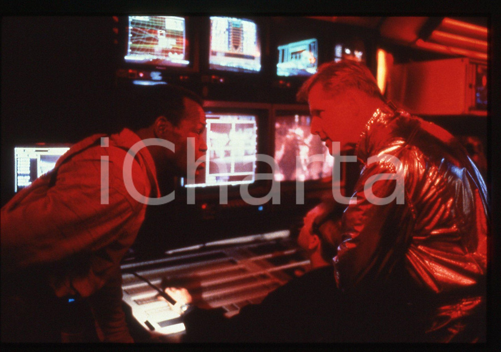 35mm vintage slide* 1990 PREDATOR 2 Danny GLOVER Gary BUSEY Scena Film (2)