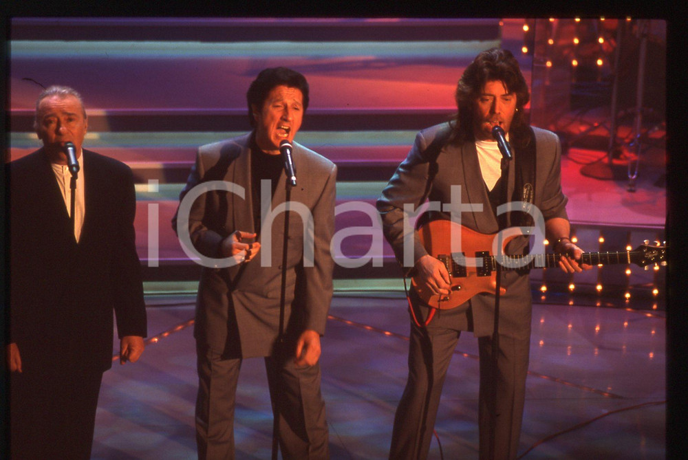 Fotografia d epoca originale 35mm vintage slide 1996 SANREMO Umberto BINDI Nico DI PALO dei NEW TROLLS 8 1