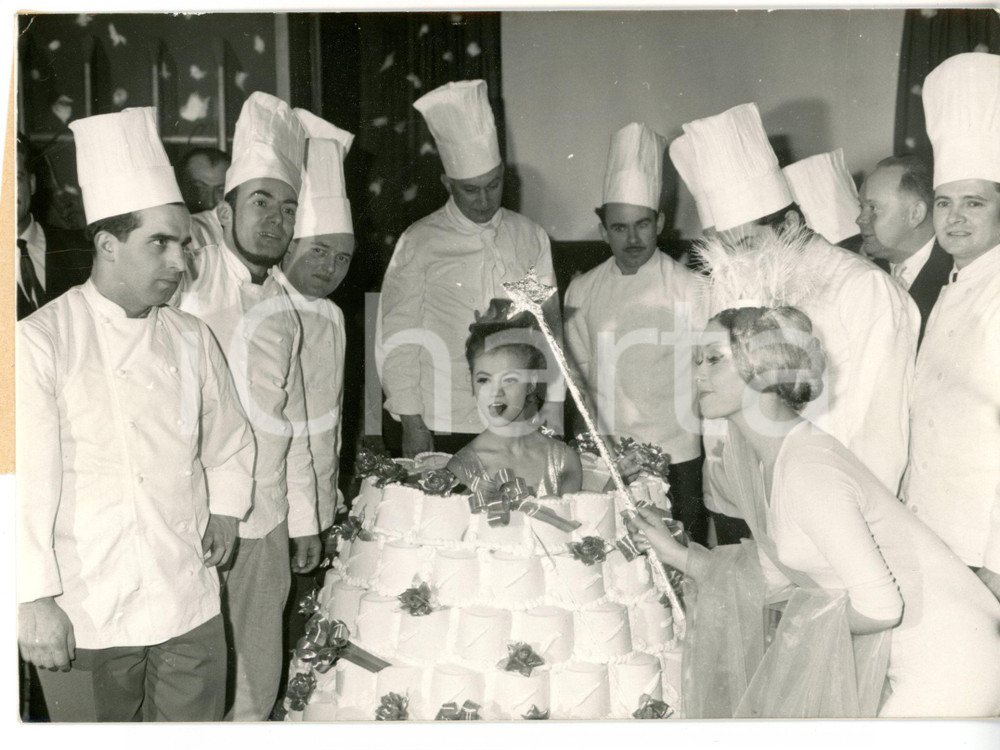 1962 PARIS Enorme torta gelato per anniversario Francesco PROCOPIO DEI COLTELLI