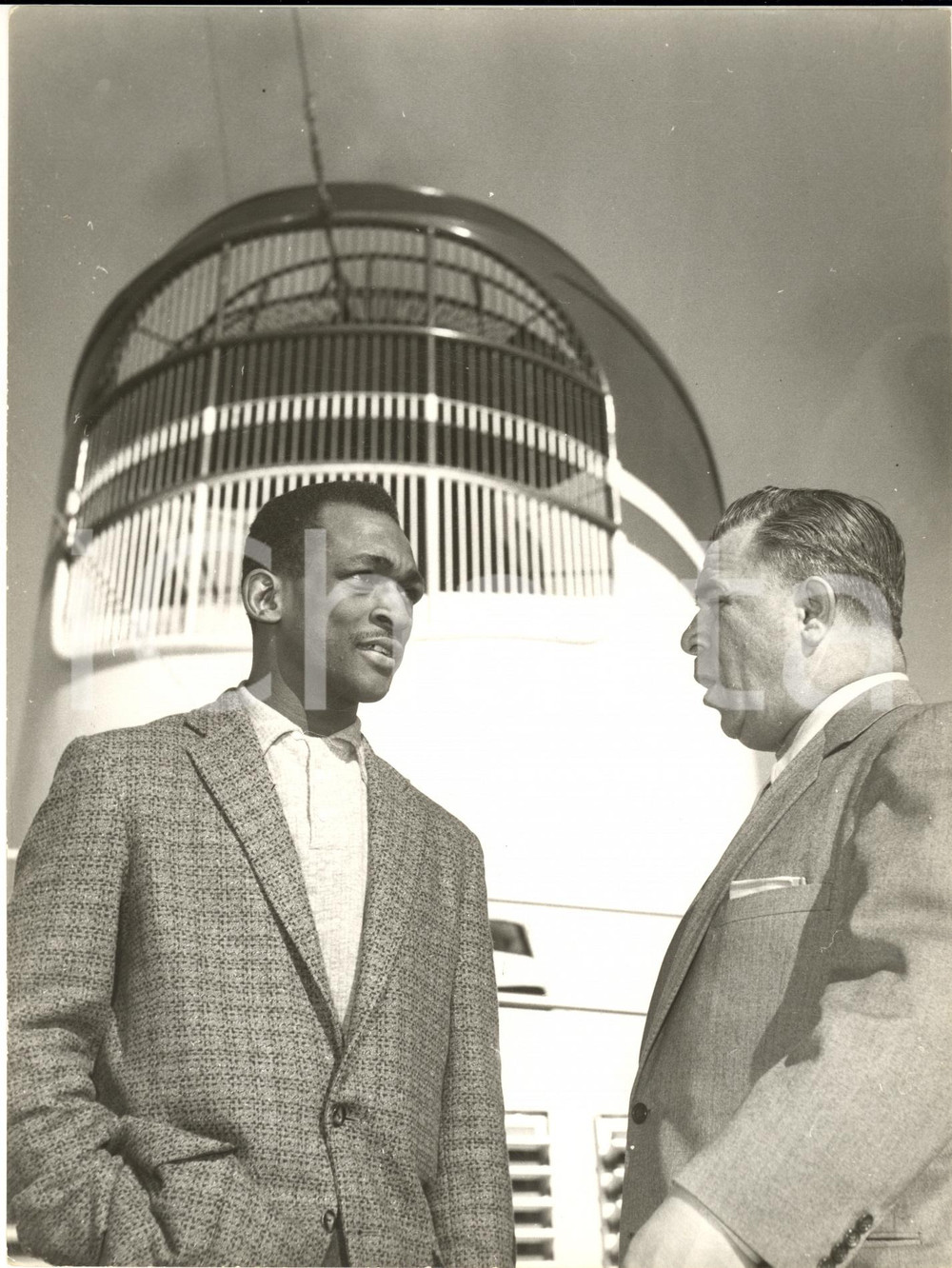 1956 GENOVA Pugile Orlando ZULUETA parte su M/N COLOMBO dopo sconfitta *Foto