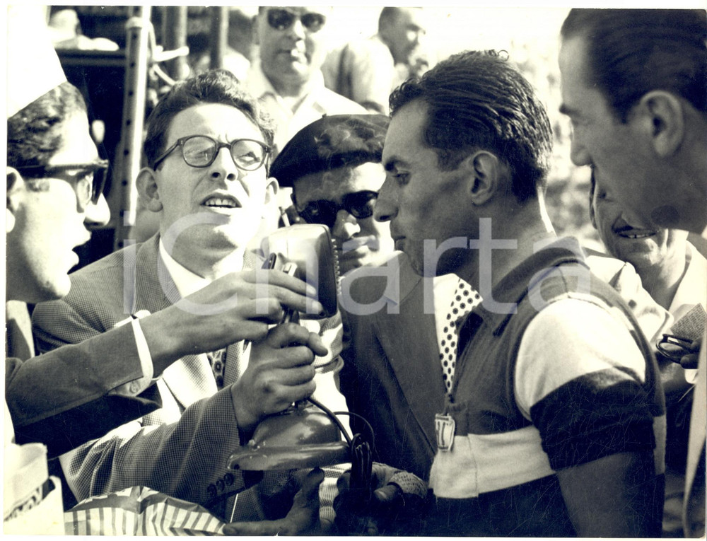 1956 CICLISMO TOUR DE FRANCE Intervista a Nino DE FILIPPIS "Il Cit" - Foto 24x18