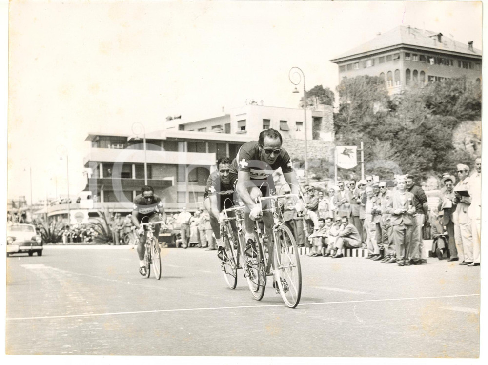 1955 GENOVA - CICLISMO GIRO D'ITALIA Hugo KOBLET nella tappa a cronometro *Foto