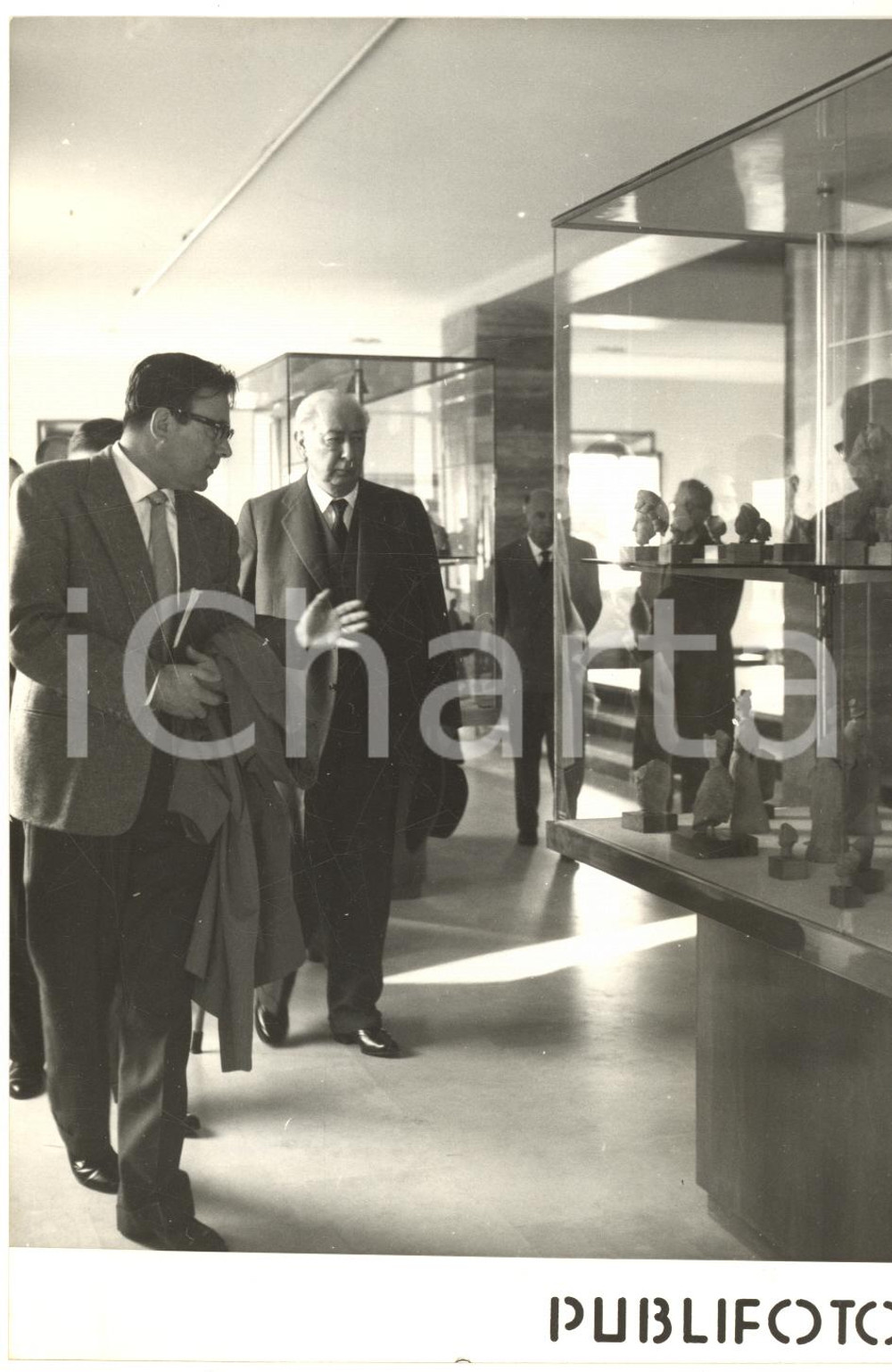 1957 PAESTUM Presidente DDR Theodor HEUSS visita il museo *Foto 13x18 cm