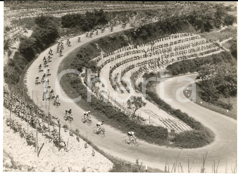 1958 CICLISMO GIRO D'ITALIA 6^ Tappa - Il gruppo sulla SCOFFERA *Foto 18x13 cm