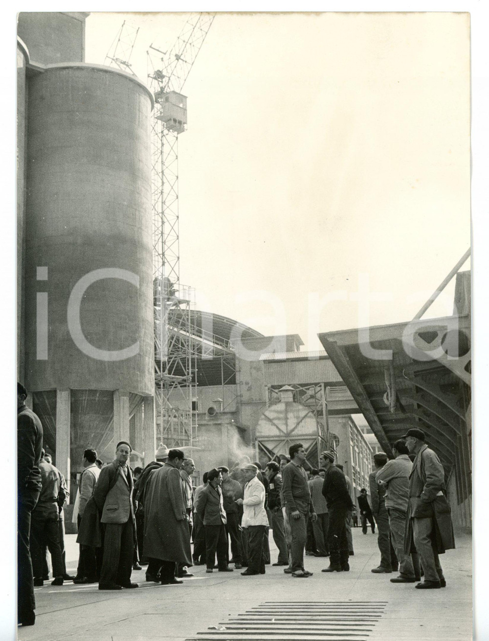 1959 CIVITAVECCHIA - ITALCEMENTI Chiusura fabbrica per sciopero operaio *Foto