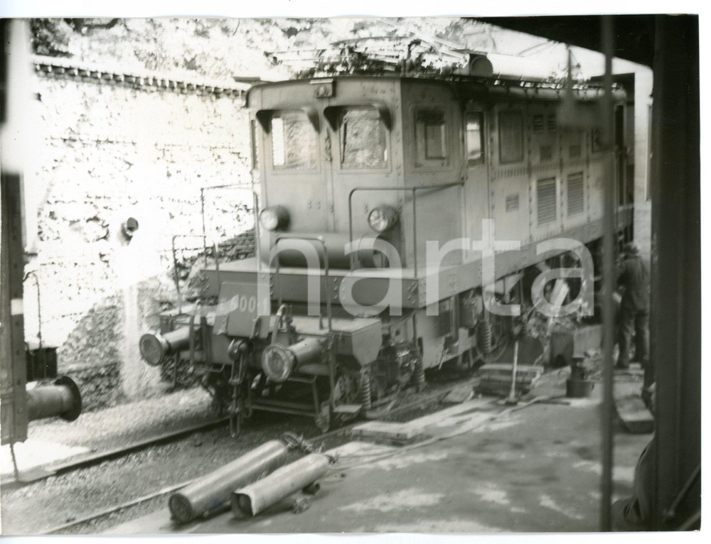 1953 MILANO - INCIDENTE FERROVIARIO Riparazione del convoglio *Foto 18x13 cm