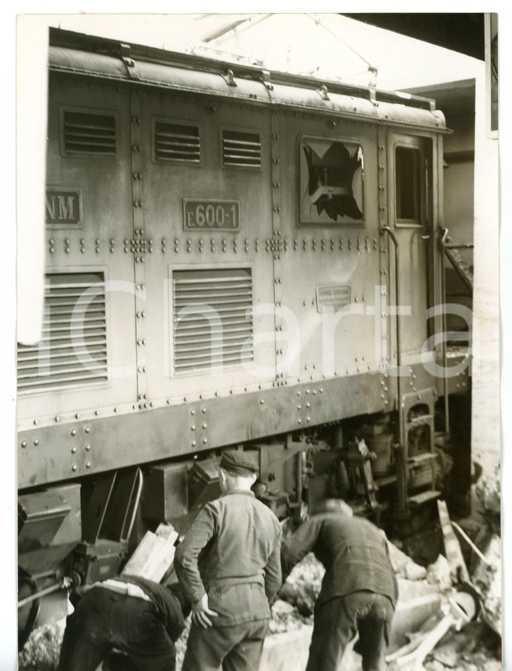 1953 MILANO - INCIDENTE FERROVIARIO Riparazione del convoglio - Foto 13x18 cm