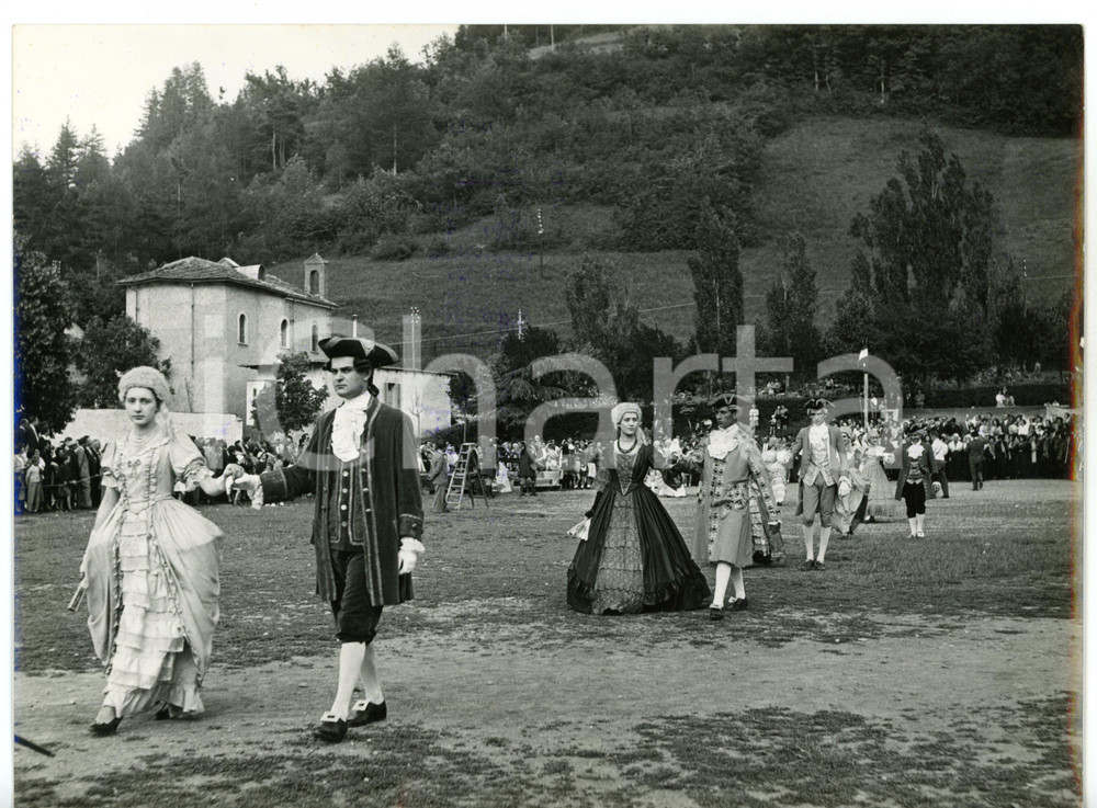 1955 OULX Festa dell'amicizia italo-francese - Sfilata in costume d'epoca *Foto