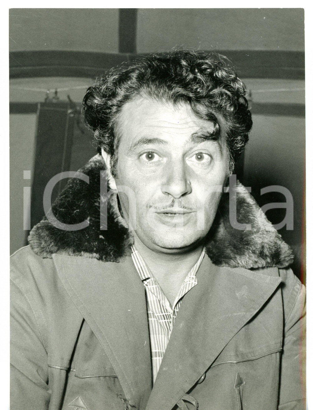 1958 CIRCO DI VIGHIZZOLO (CO) Rio RONCESVALLES Ritratto del domatore *Foto 13x18 Fotografia d'epoca, con didascalia coeva al verso. CONDIZIONI: GFORMATO: 13x18 cm     originale e autentica 1