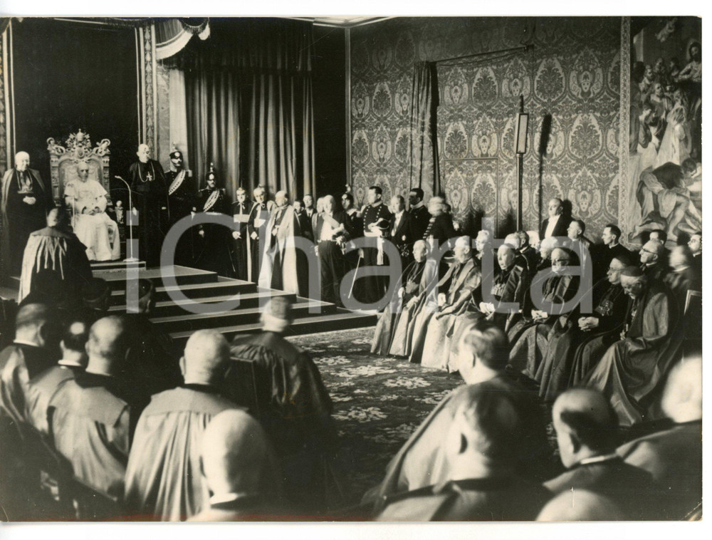 1957 CITTÃ€ DEL VATICANO Papa PIO XII durante celebrazioni Santo NATALE - Foto  Fotografia d'epoca con didascalia coeva al verso. CONDIZIONI: GFORMATO: 18x13 cm      originale e autentica 1