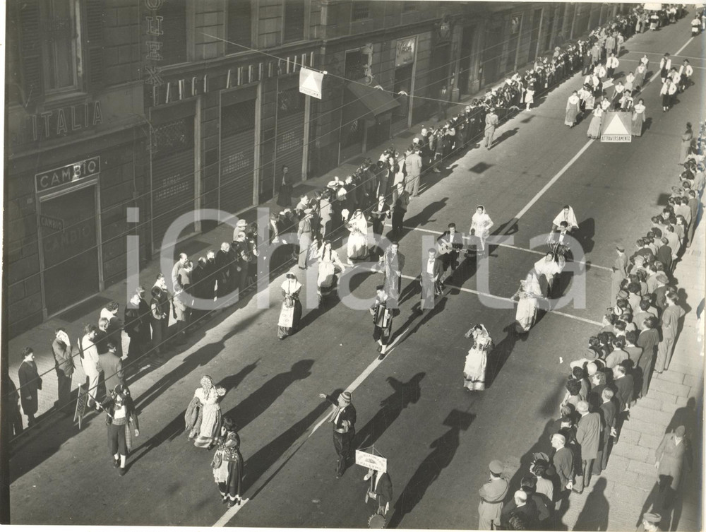 1953 GENOVA Celebrazioni Colombiane - Sfilata costumi SICILIA / PALERMO *Foto