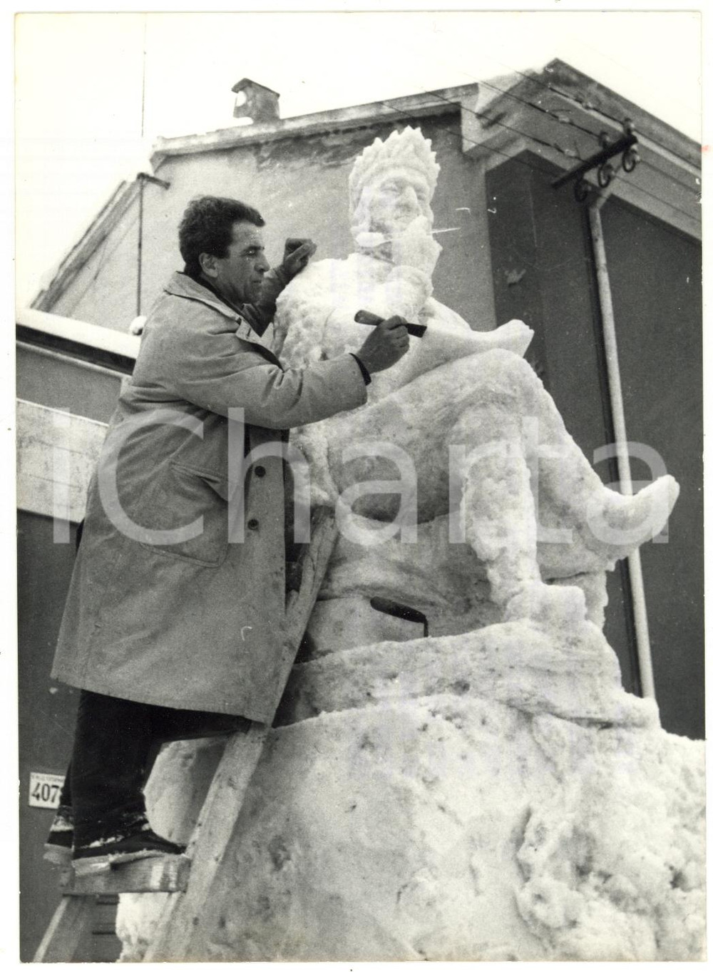 1966 VILLA CASONE Tito NERI scolpisce statua di Dante ALIGHIERI nella neve *Foto