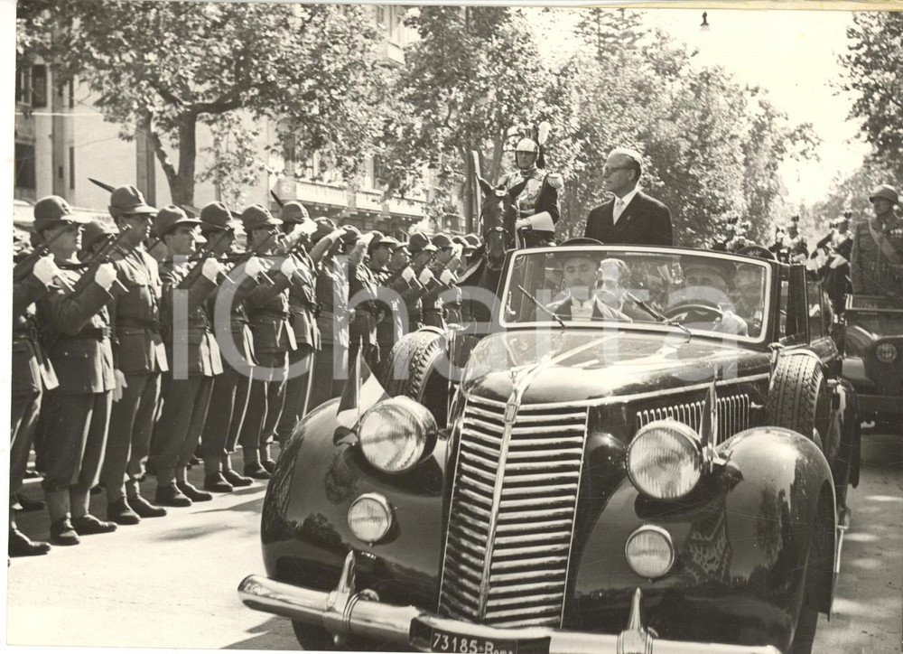 1955 PALERMO Anniversario della Vittoria - Giovanni GRONCHI alla parata militare