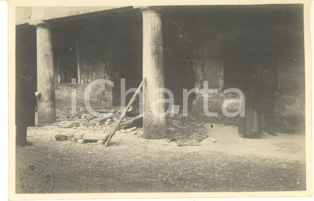 Fotografia d epoca originale 1918 WW1 PADOVA Bombardamenti austriaci  Cortile distrutto  Foto ANIMATA 13x9 1
