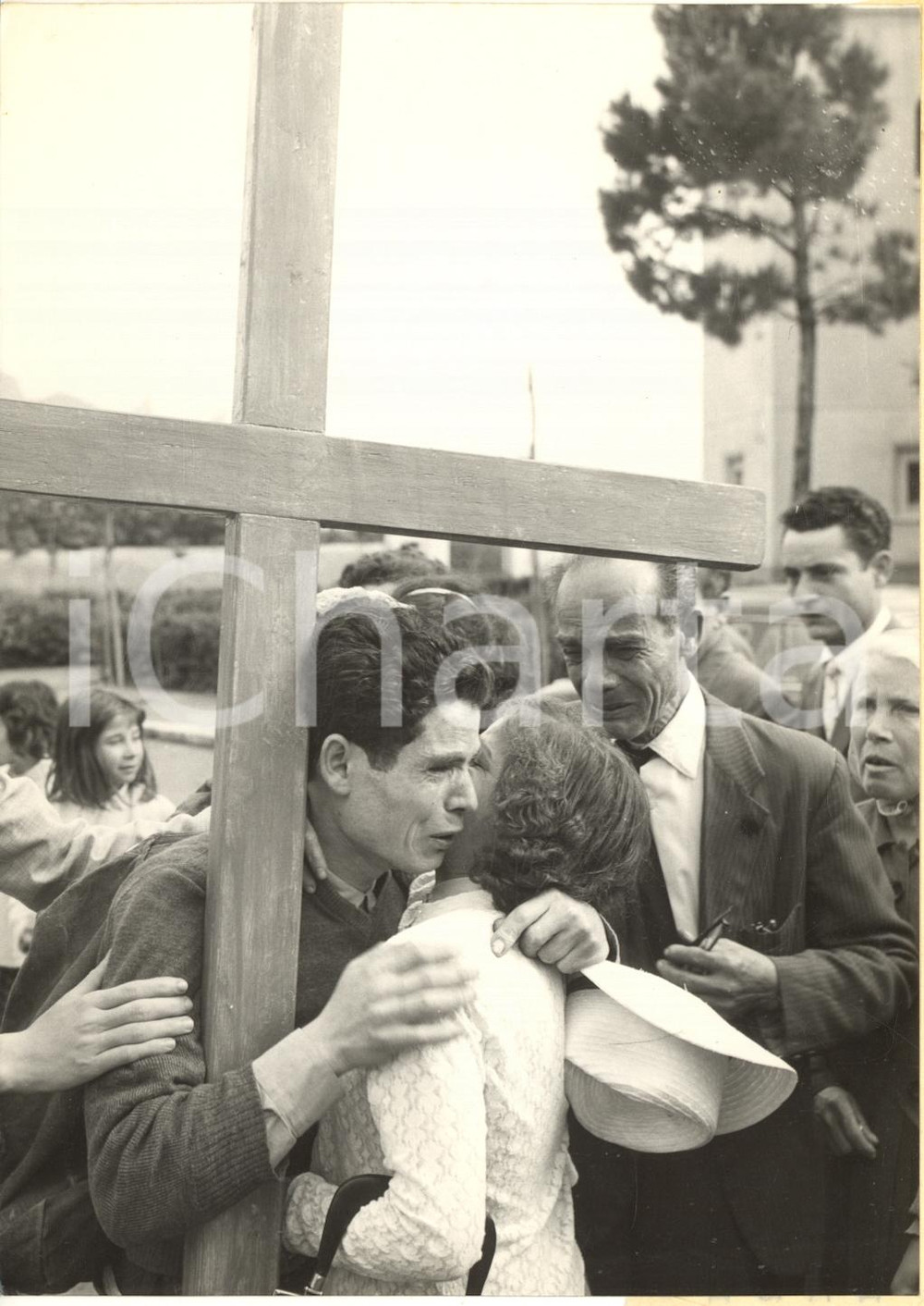1959 PALERMO S. LORENZO COLLI Giovanni AZZARA in partenza per Lourdes a piedi
