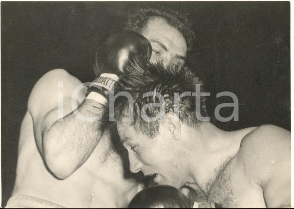 1955 BOXE TORINO Teatro Nuovo - Tiberio MITRI batte Tino ALBANESE - Foto 18x13