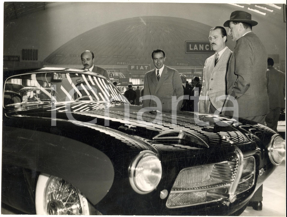 1953 TORINO Salone dell'Automobile - Nuova PEGASO spagnola carrozzata TOURING