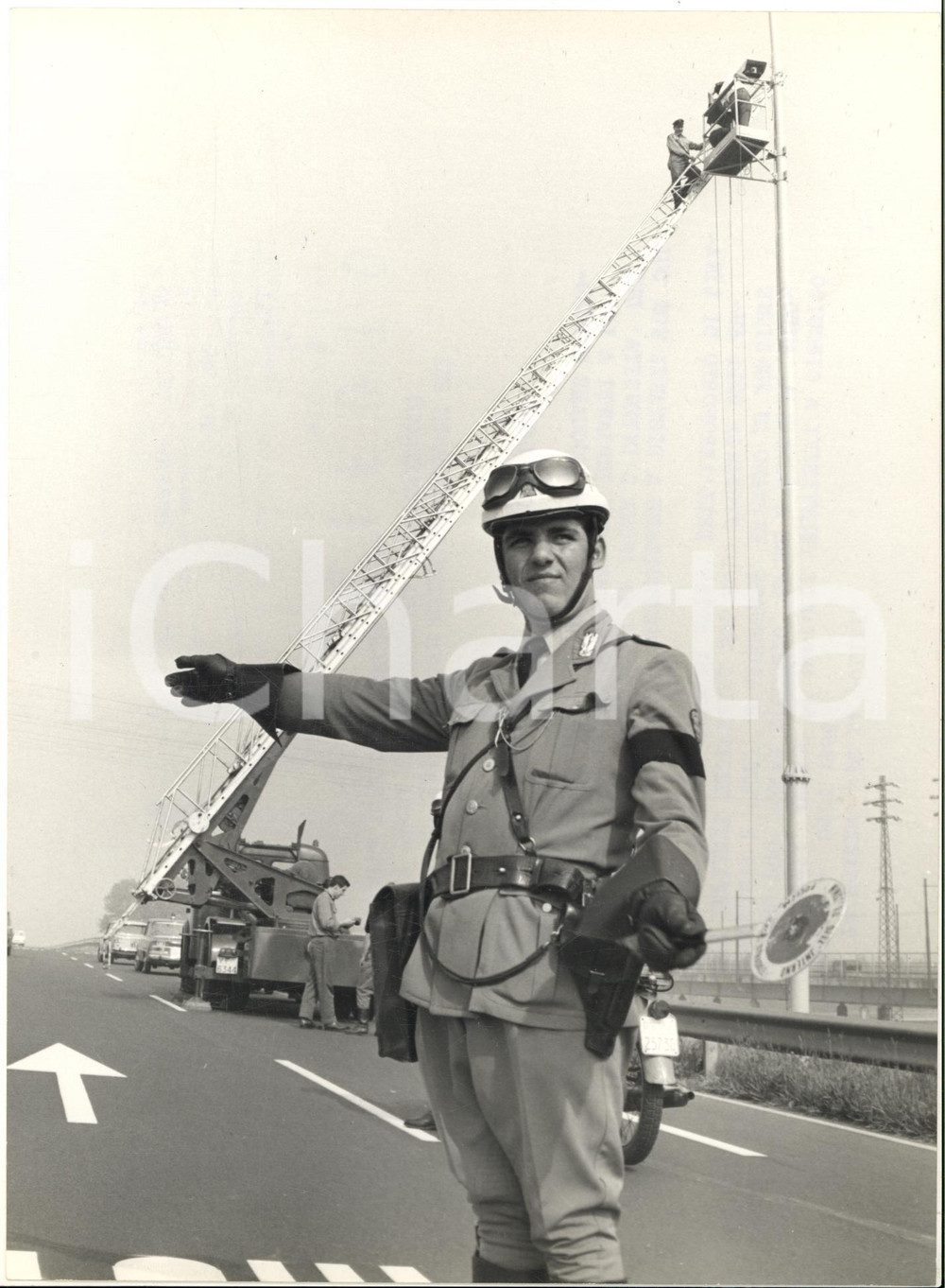 1966 MILANO Quadrivio FIORENZA - Installazione telecamere per la polizia - Foto