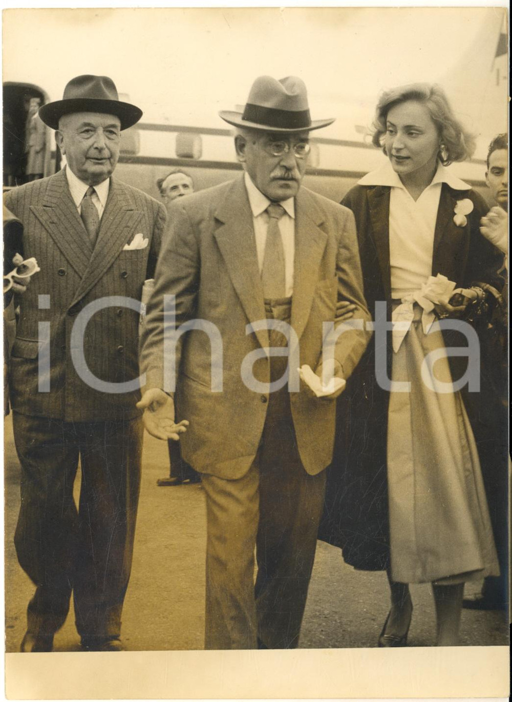 1954 MILANO MALPENSA Arrivo di Arturo TOSCANINI per le vacanze *Foto 13x18 cm