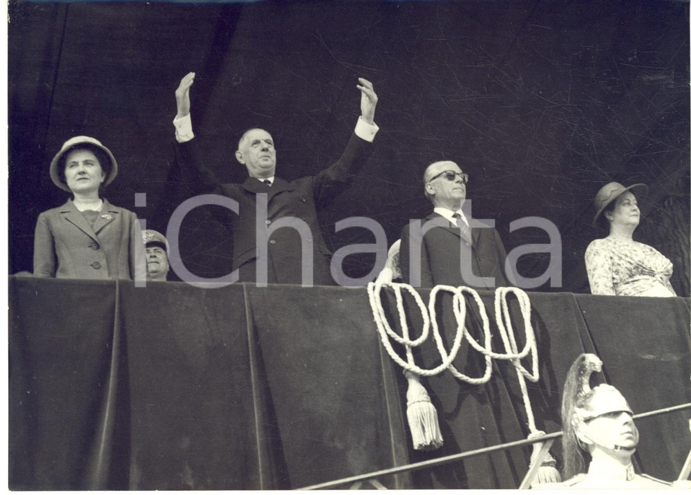 1959 ROMA Charles DE GAULLE e Giovanni GRONCHI al Carosello dei Carabinieri