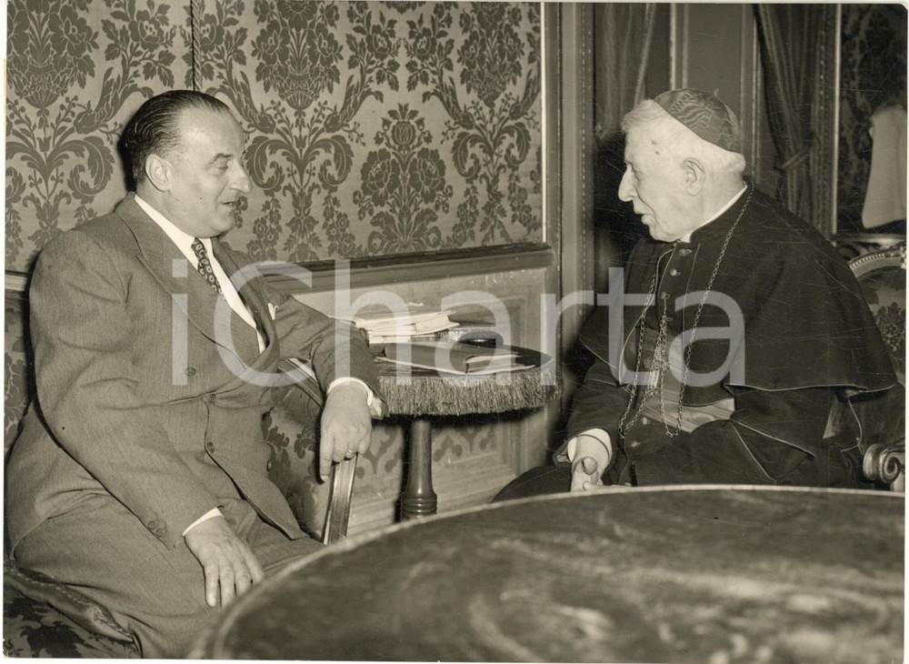 1954 TORINO Giovanni CARCATERRA in visita di congedo dal card. Maurilio FOSSATI