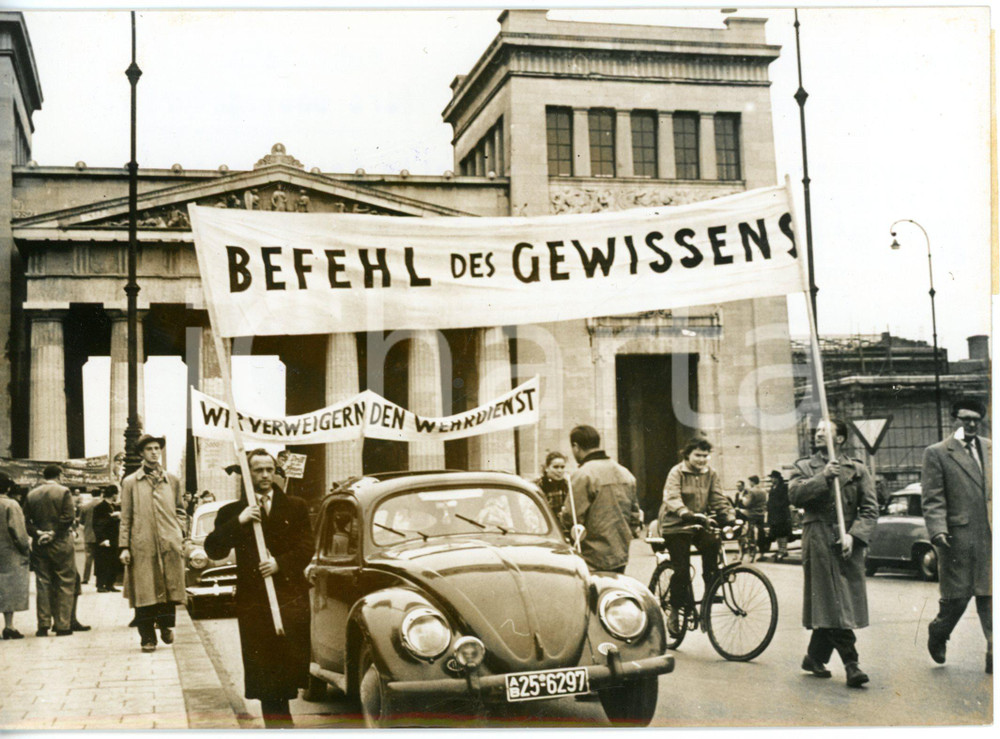 1956 MONACO DI BAVIERA Sciopero contro il servizio militare obbligatorio *Foto