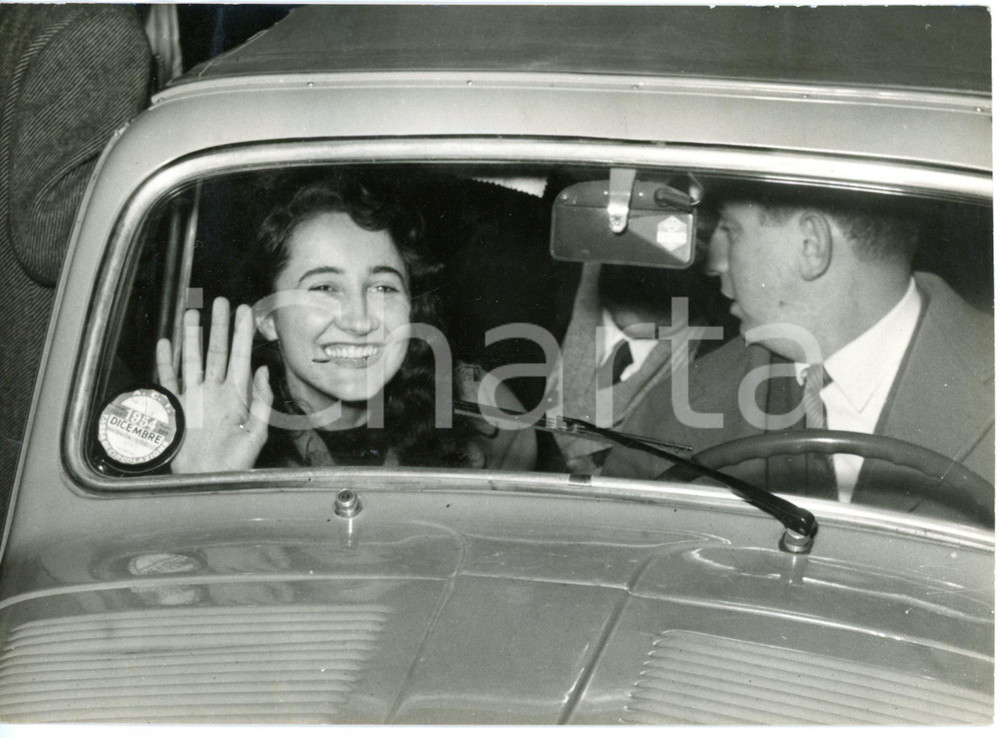 1954 ROMA Caso Montesi - Testimone Maria MONETA CAGLIO si reca dal procuratore