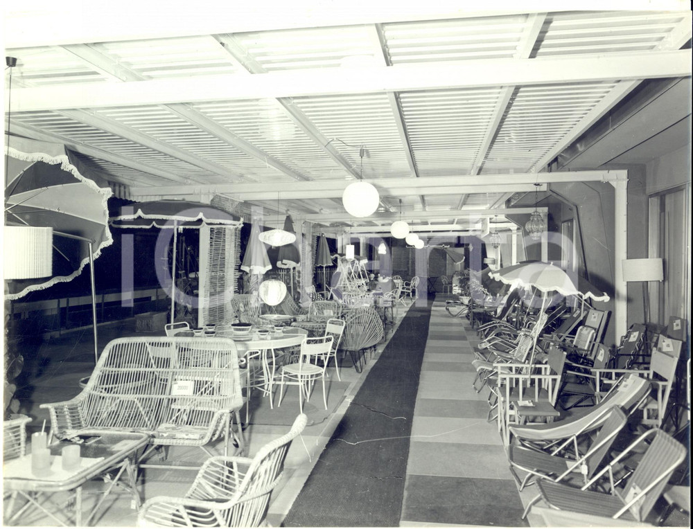 1961 GENOVA PICCAPIETRA Nuova sede RINASCENTE - Reparto arredi giardino *Foto