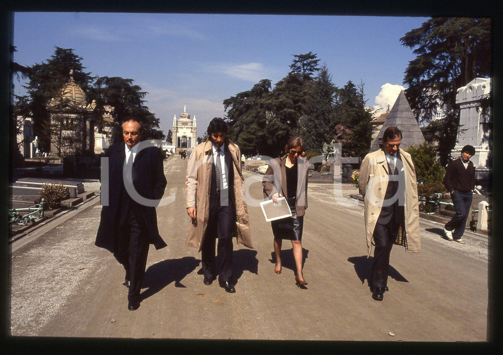 35mm vintage slide* 1986 MILANO Funerale Michele SINDONA - Marco ed Enio SINDONA