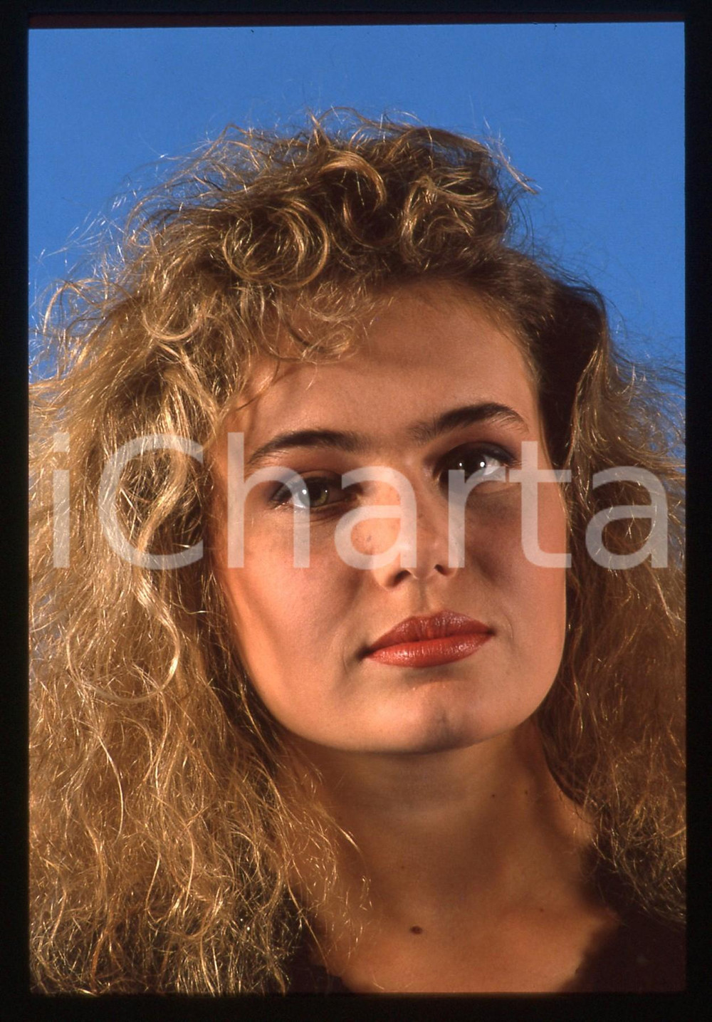 35mm vintage slide* 1989 CANALE 5 Ylenia CARRISI - Ritratto della showgirl (20)