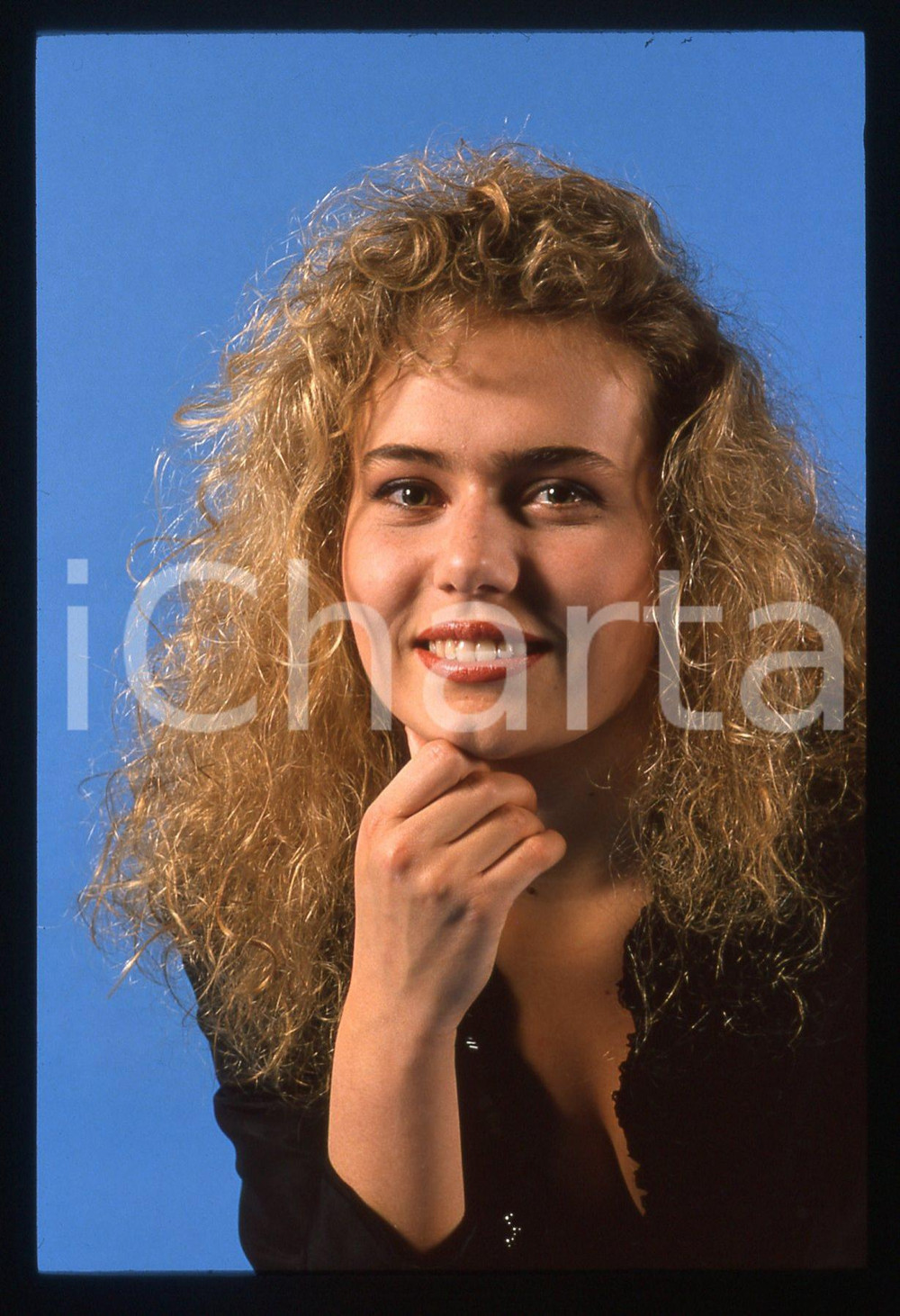 35mm vintage slide* 1989 CANALE 5 Ylenia CARRISI - Ritratto della showgirl (15)