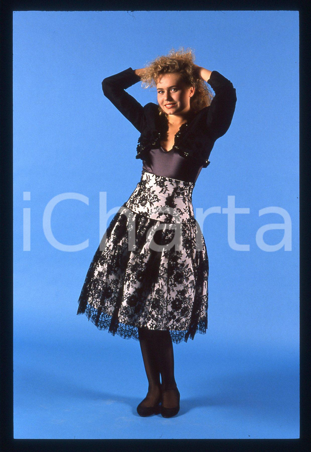 35mm vintage slide* 1989 CANALE 5 Ylenia CARRISI - Ritratto della showgirl (26)