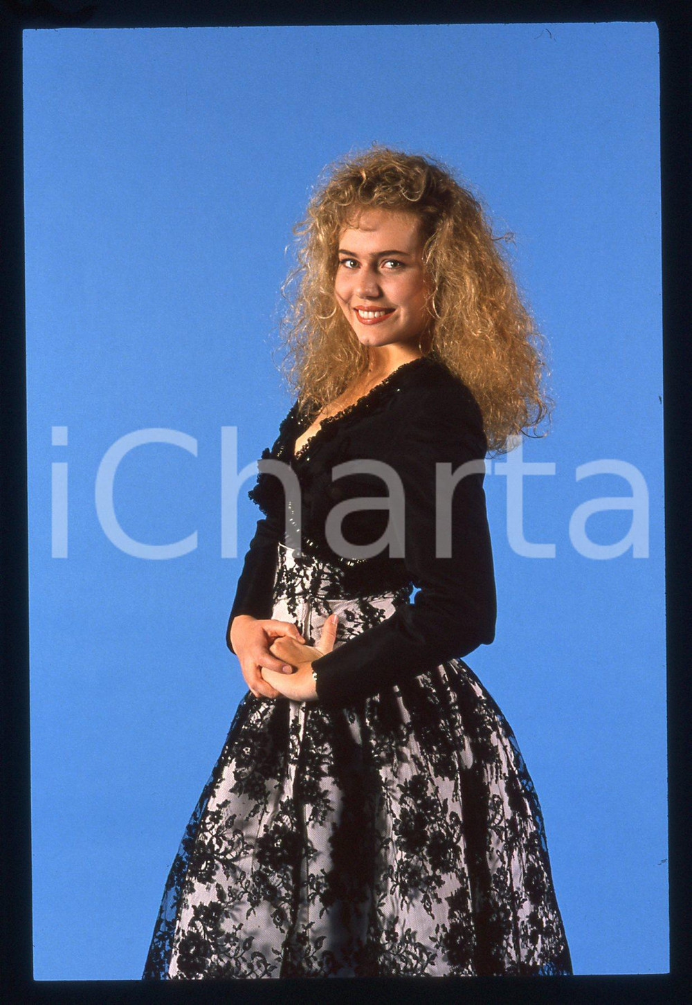 35mm vintage slide* 1989 CANALE 5 Ylenia CARRISI - Ritratto della showgirl (21)