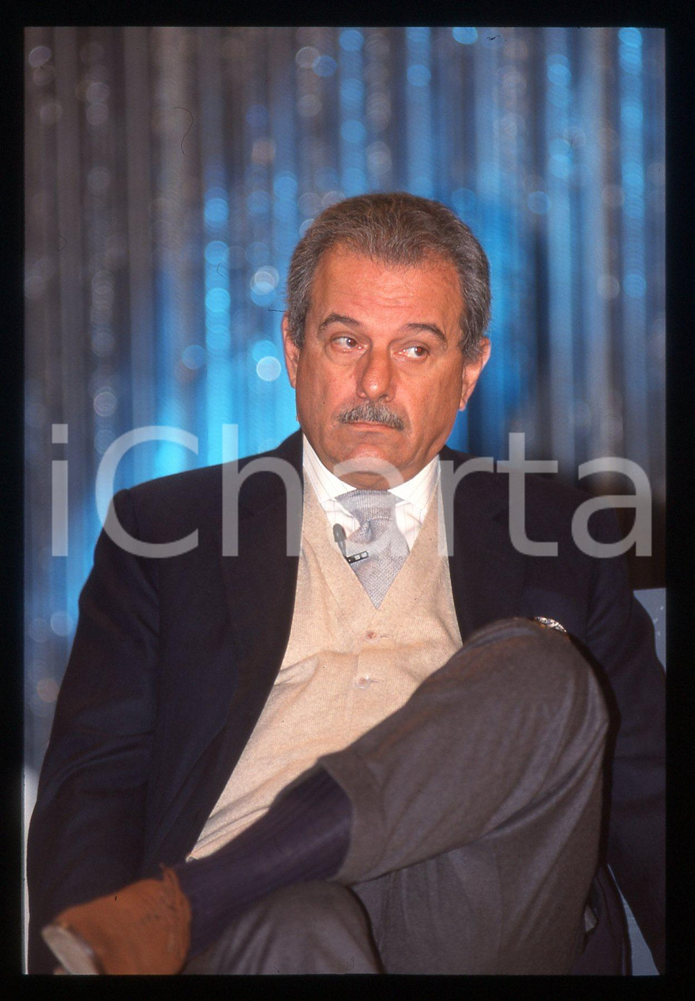 35mm vintage slide* 1990 ca COSTUME Massimo VITTA ZELMAN Ritratto dell'editore 3