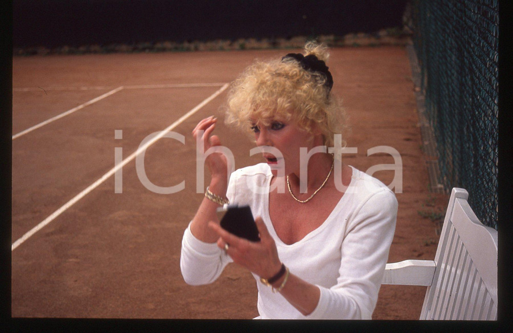 35mm vintage slide* 1990 ca ITALIA COSTUME - Elke SOMMER gioca a tennis (17)