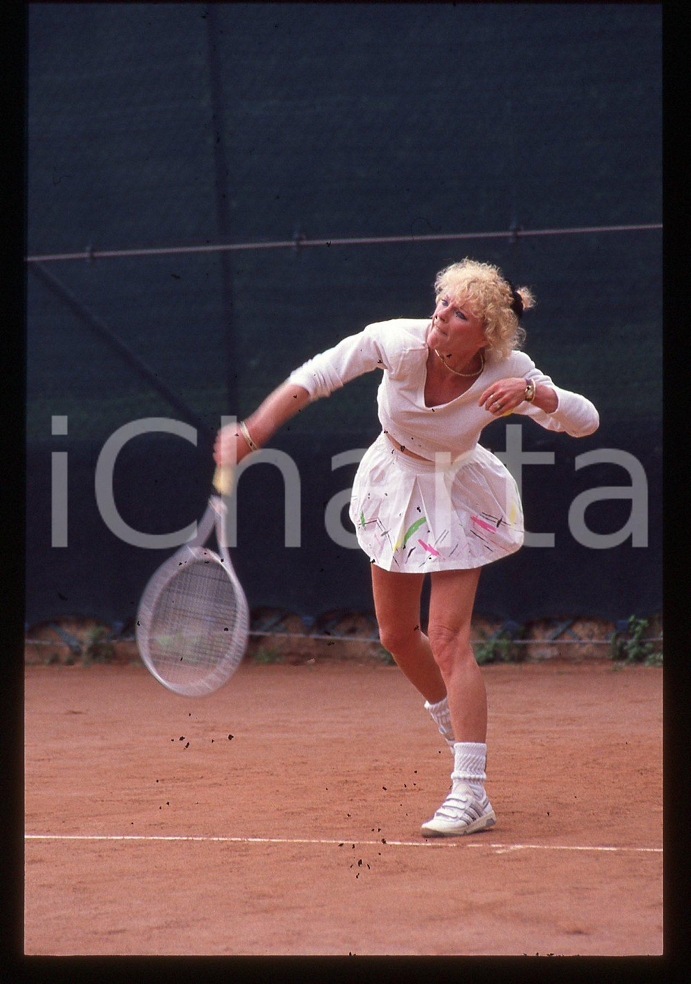 35mm vintage slide* 1990 ca ITALIA COSTUME - Elke SOMMER gioca a tennis (18)