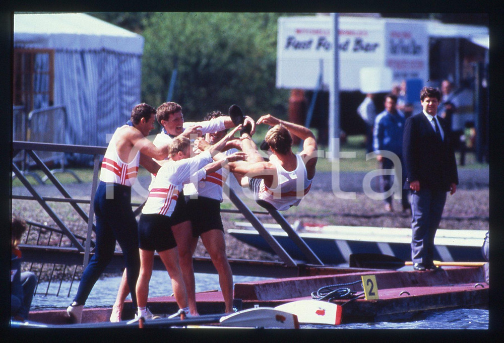 35mm vintage slide* 1986 COMMONWEALTH GAMES - Steve REDGRAVE thrown into water