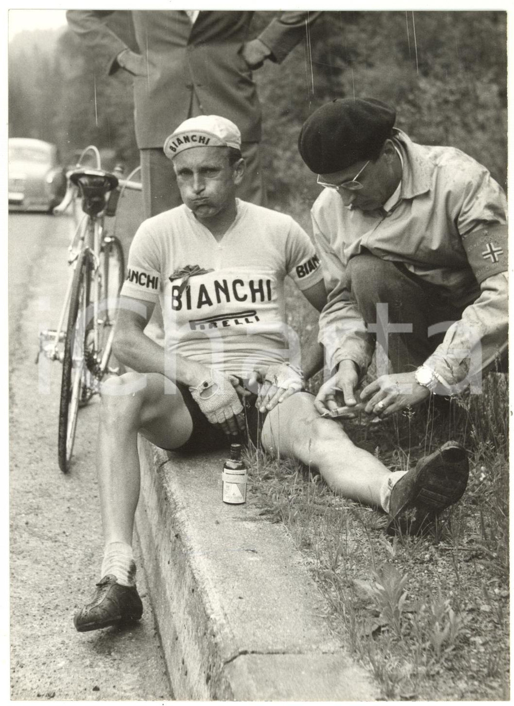 1956 CICLISMO GIRO D'ITALIA Tappa Rapallo-Lecco - Giuseppe BURATTI infortunato