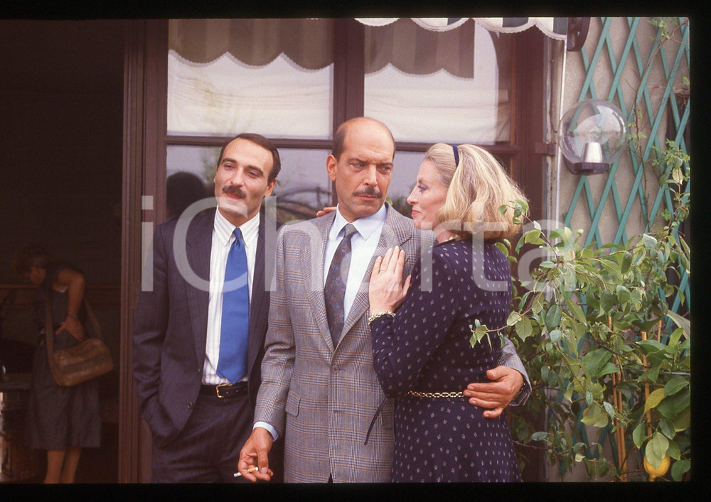 35mm vintage slide*1989 UNA VERITÀ COME UN'ALTRA Orso Maria GUERRINI CAPUCINE 3