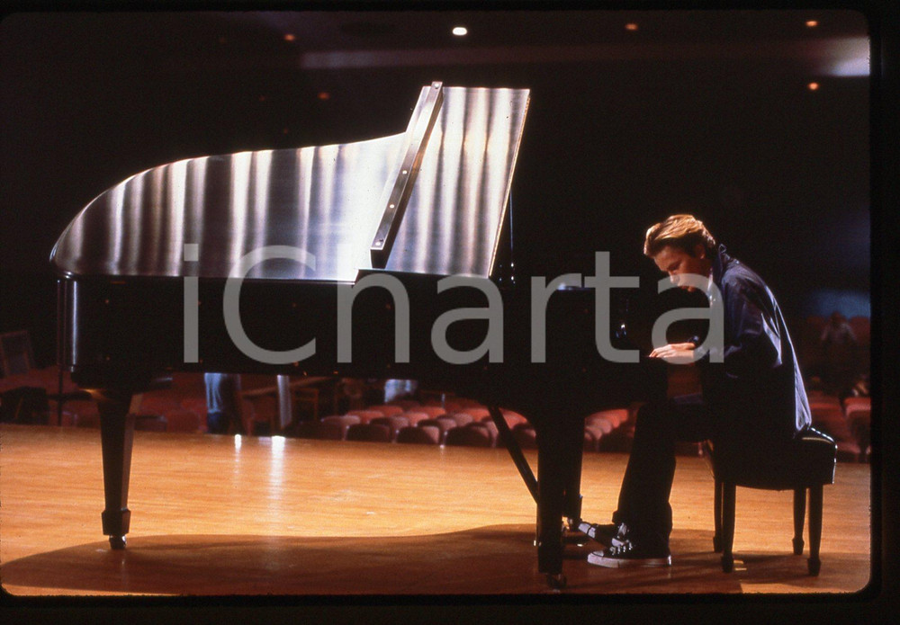 35mm vintage slide*1988 RUNNING ON EMPTY River PHOENIX in una scena del film 10