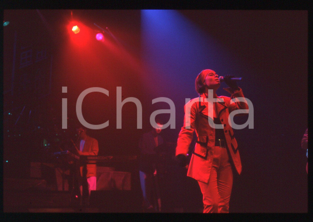 35mm vintage slide* 1990ca MUSICA Lisa STANSFIELD in concerto (38)