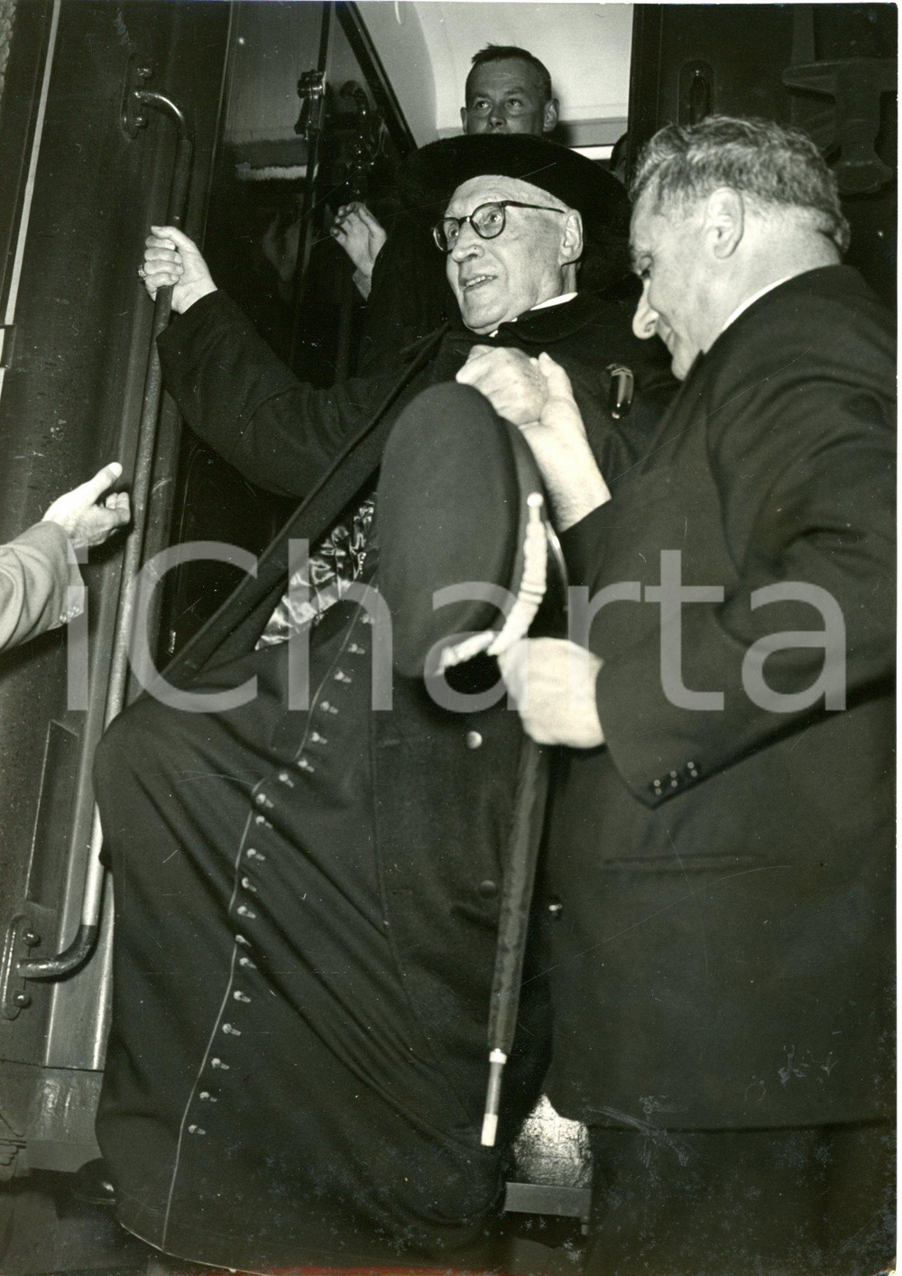1958 ROMA - Arrivo del cardinale Clément-Emile ROQUES per il conclave *Foto