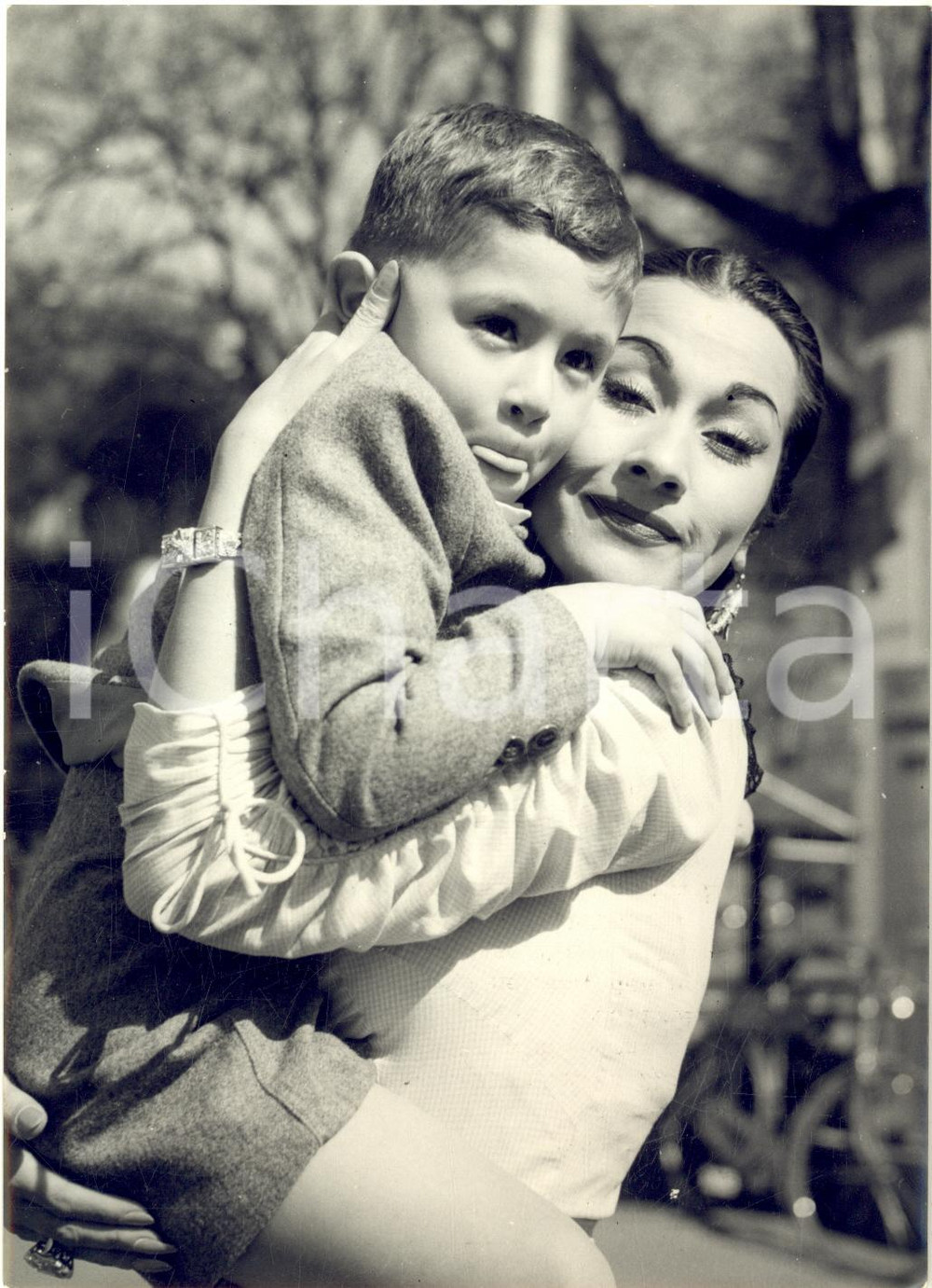 1954 BERNA Cantante Yma SUMAC con il figlio Carlos VIVANCO - Foto 13x18 cm
