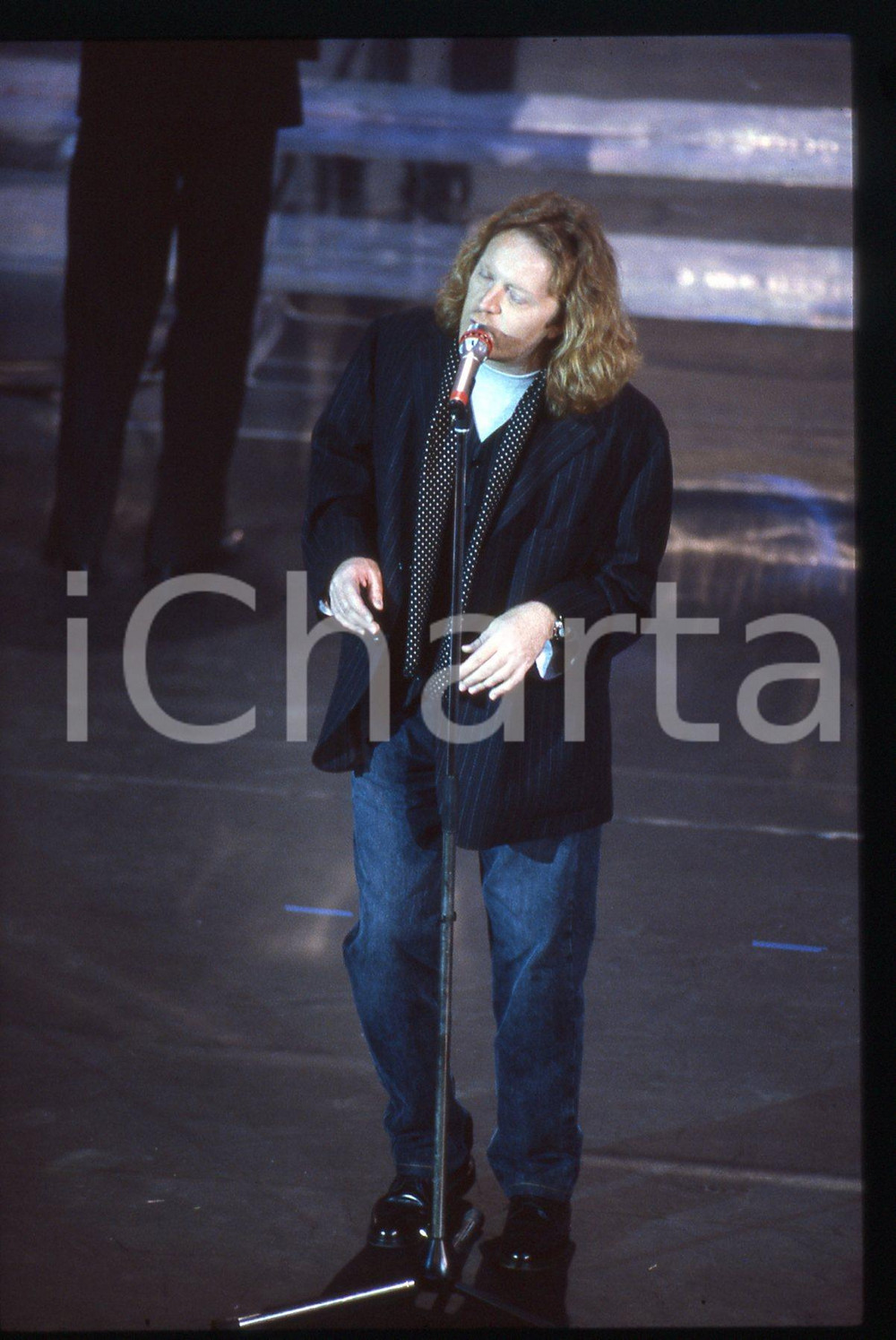 35mm vintage slide* 1991 SANREMO Umberto TOZZI sul palco del Teatro Ariston (6)