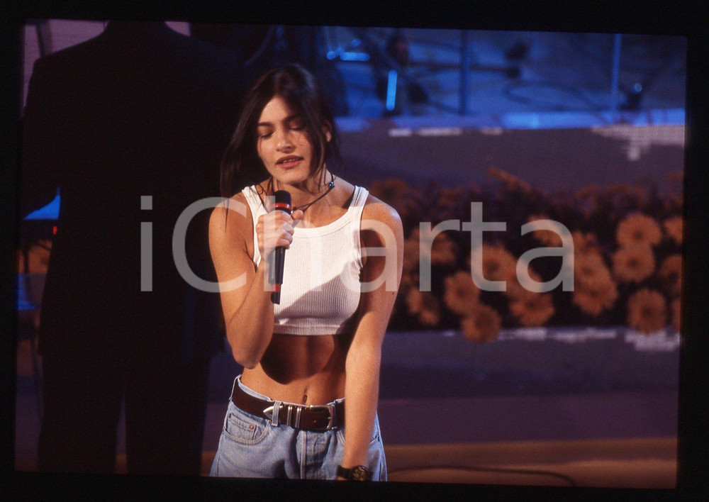 35mm vintage slide* 1996 SANREMO GIOVANI Antonella RUGGIERO DIONIRA Ritratto (8)